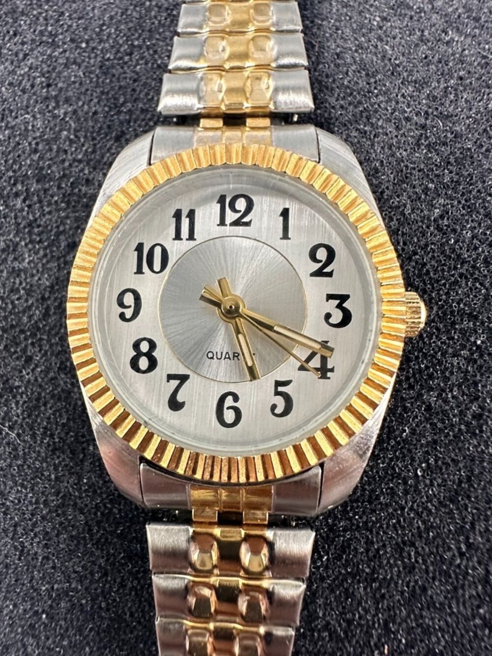3/$30 Womens Watch Silver Gold Two Tone Stretch Band Fluted Bezel 6.5"
